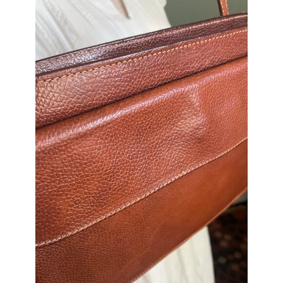 Furla Tan Leather Handbag. Made in Italy. Velvet lining. Great condition. - Picture 6 of 8